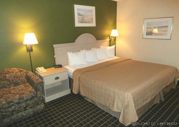 Quality Inn Merriam Kansas Buitenkant foto